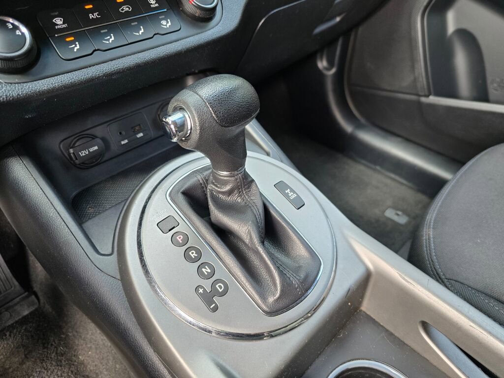 Used 2014 Kia Sportage LX image 29