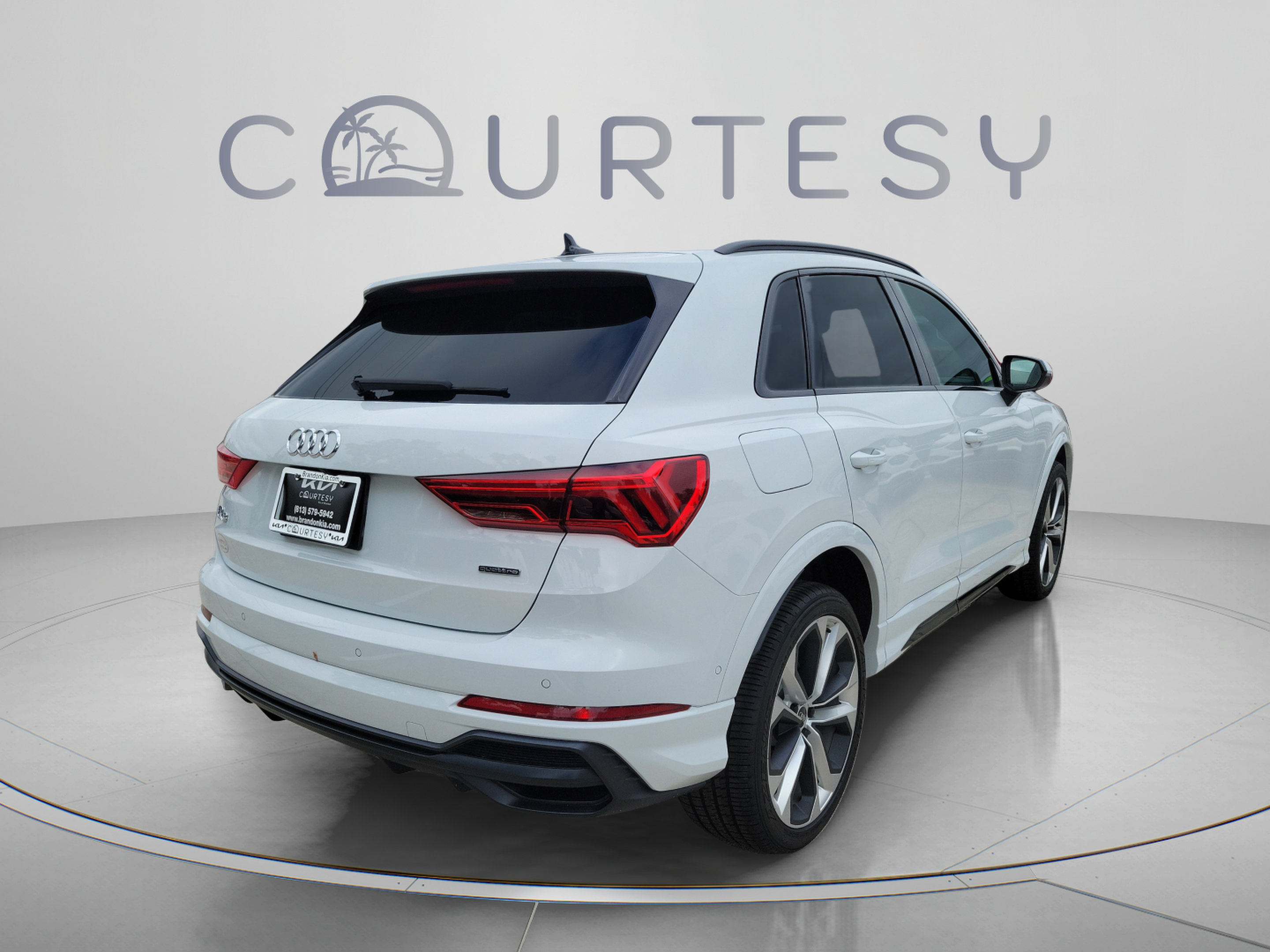 Used 2021 Audi Q3 2.0T Premium Plus AWD/4WD image 3