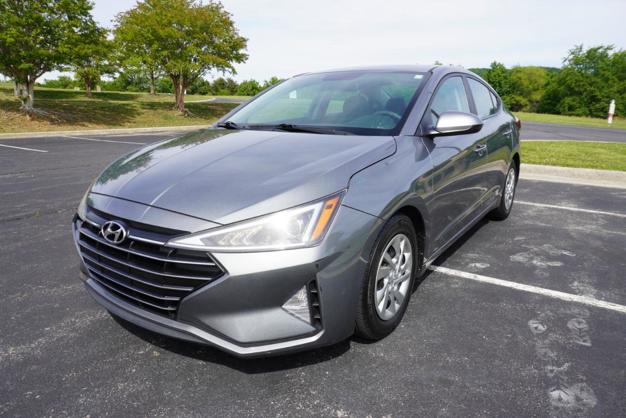 Used 2019 Hyundai Elantra SE FWD image 8