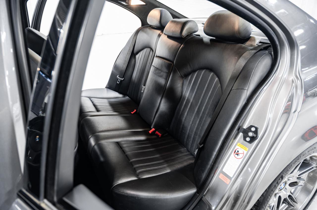 Used 2003 BMW M5 image 25