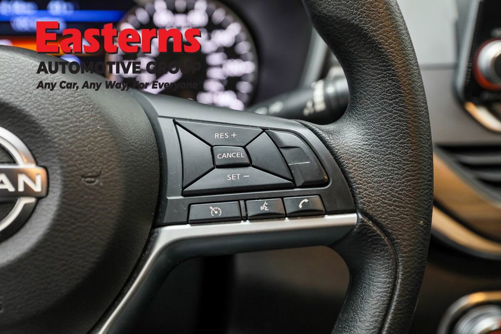 Used 2024 Nissan Altima 2.5 SV image 15