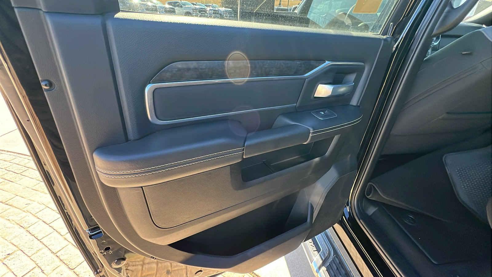 Used 2024 RAM 2500 Big Horn w/ Bed Utility Group image 24