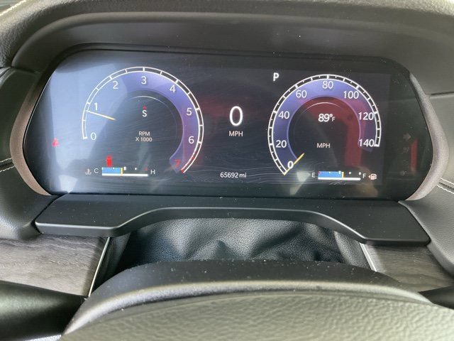Used 2023 Jeep Grand Cherokee Limited AWD/4WD image 31