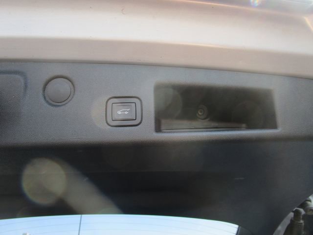 Used 2019 Chevrolet Equinox Premier image 18