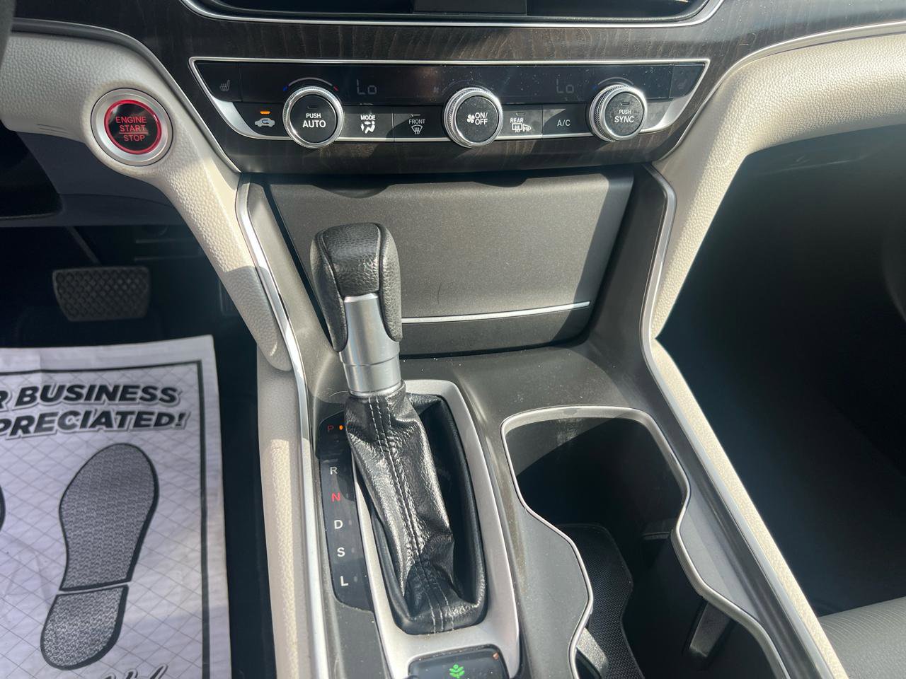 Used 2018 Honda Accord EX image 19