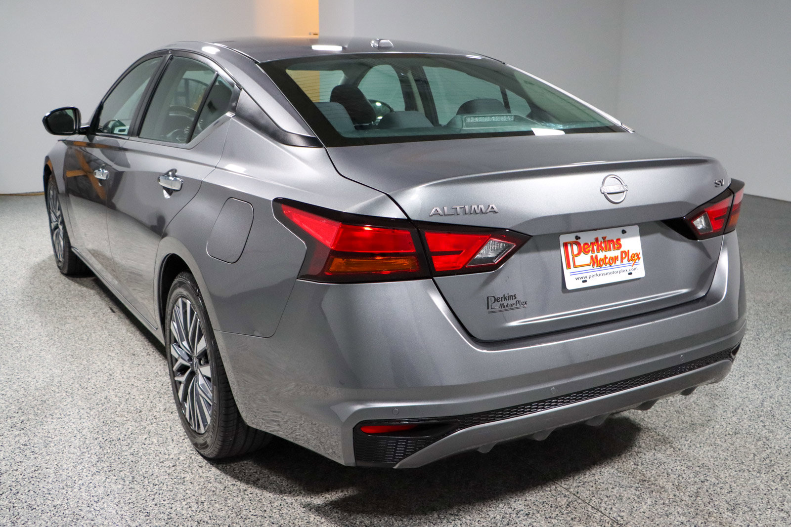 Used 2023 Nissan Altima 2.5 SV image 9