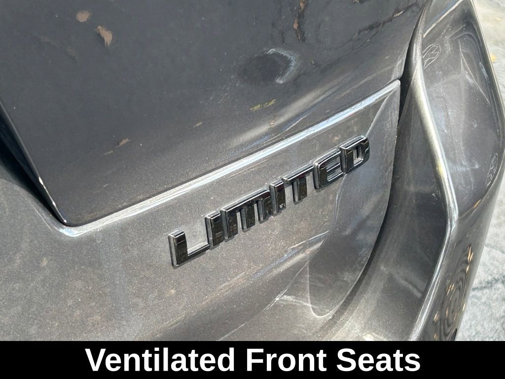 Used 2025 Jeep Grand Cherokee L Limited w/ Luxury Tech Group II image 41