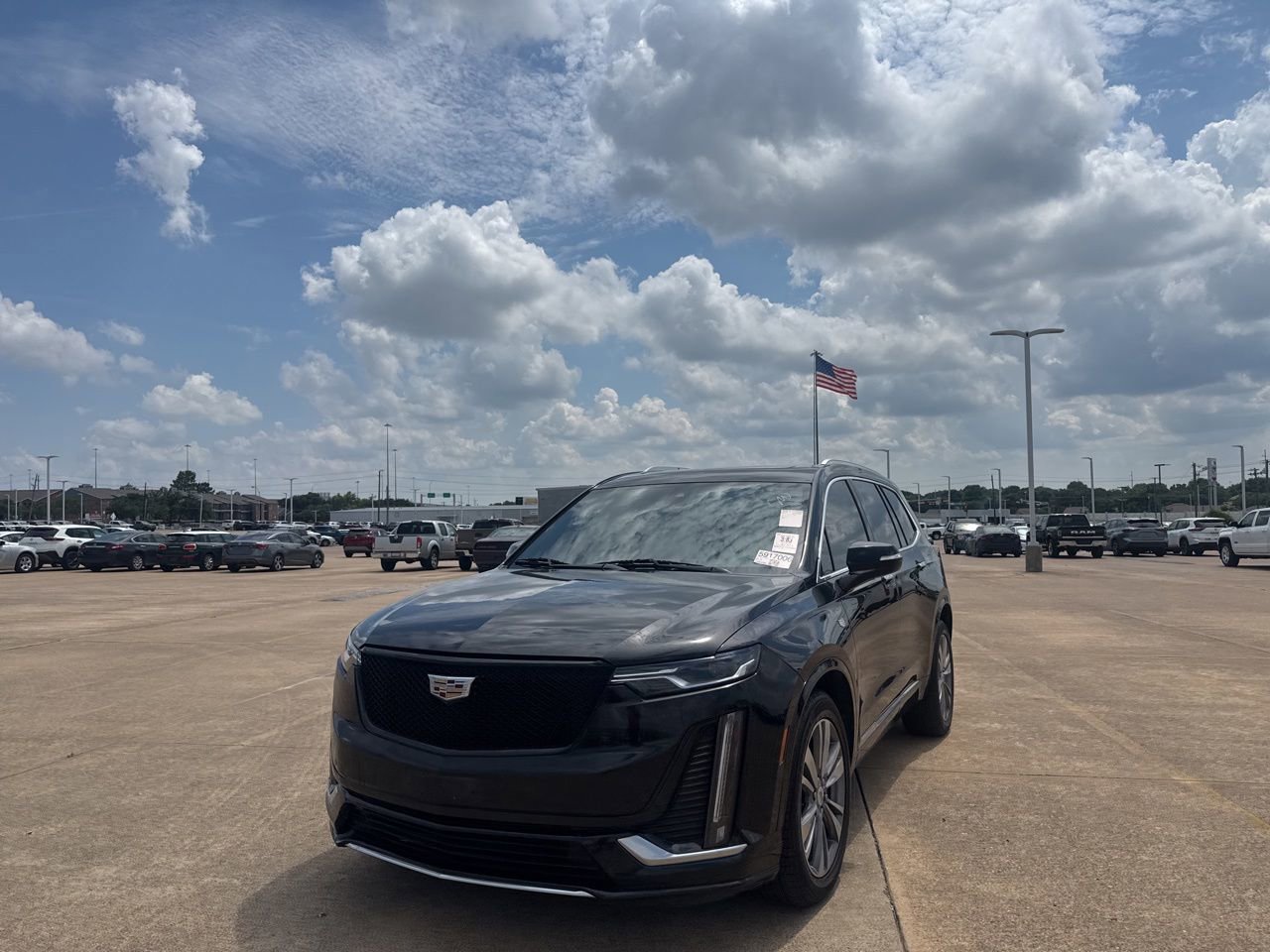 Used 2020 Cadillac XT6 Premium Luxury FWD image 8