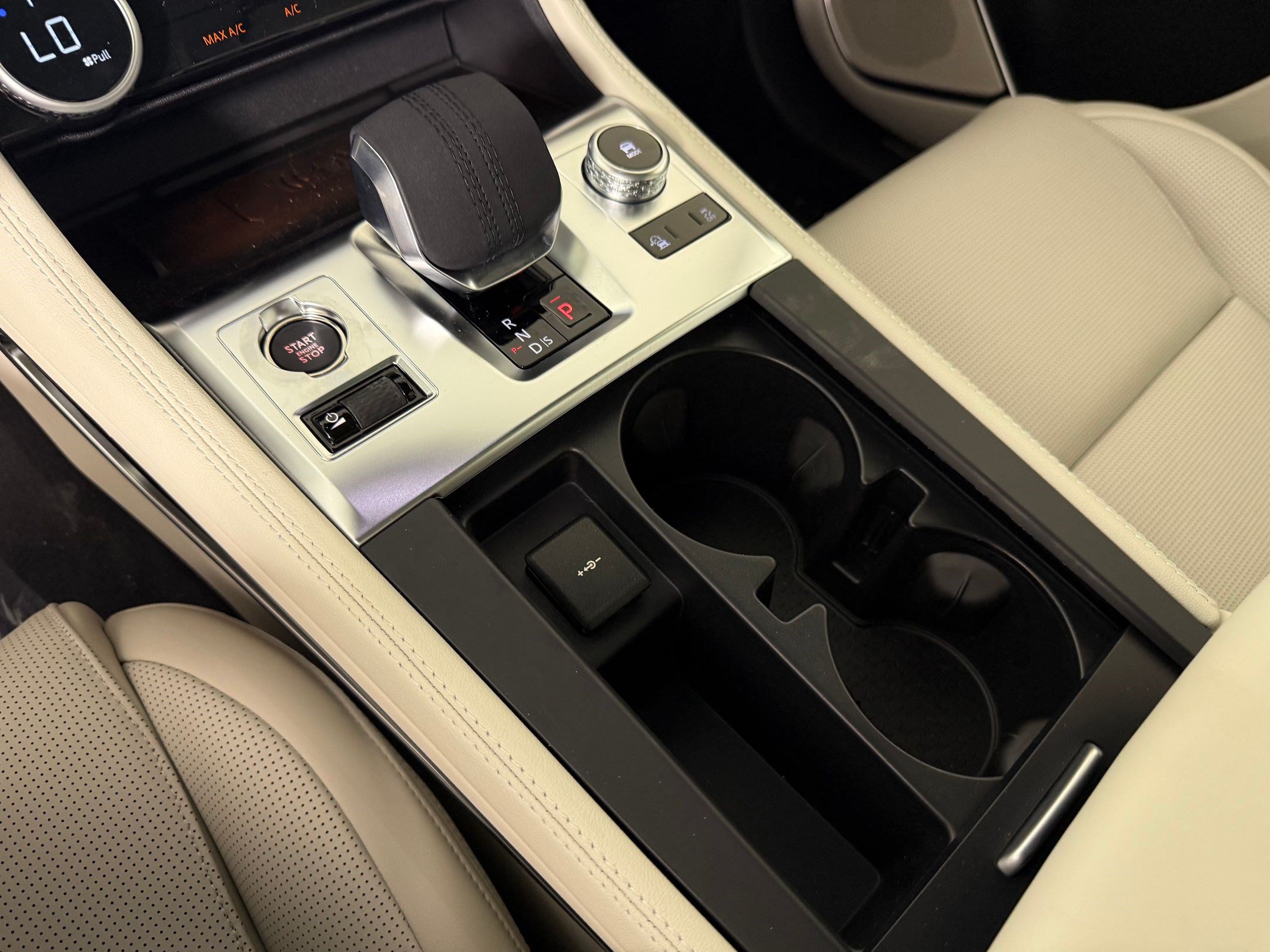 New 2026 Jaguar F-PACE R-Dynamic S AWD/4WD image 15