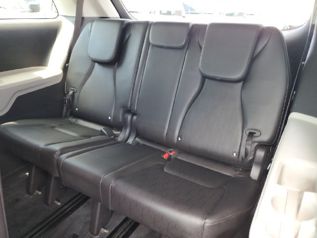 Used 2022 Kia Carnival LX FWD image 13