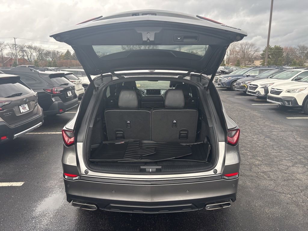 Used 2022 Acura MDX A-Spec image 7