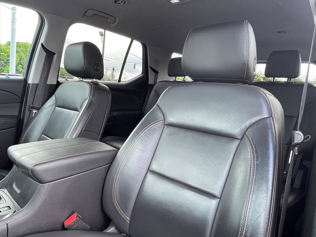 Used 2021 Chevrolet Traverse RS FWD image 20