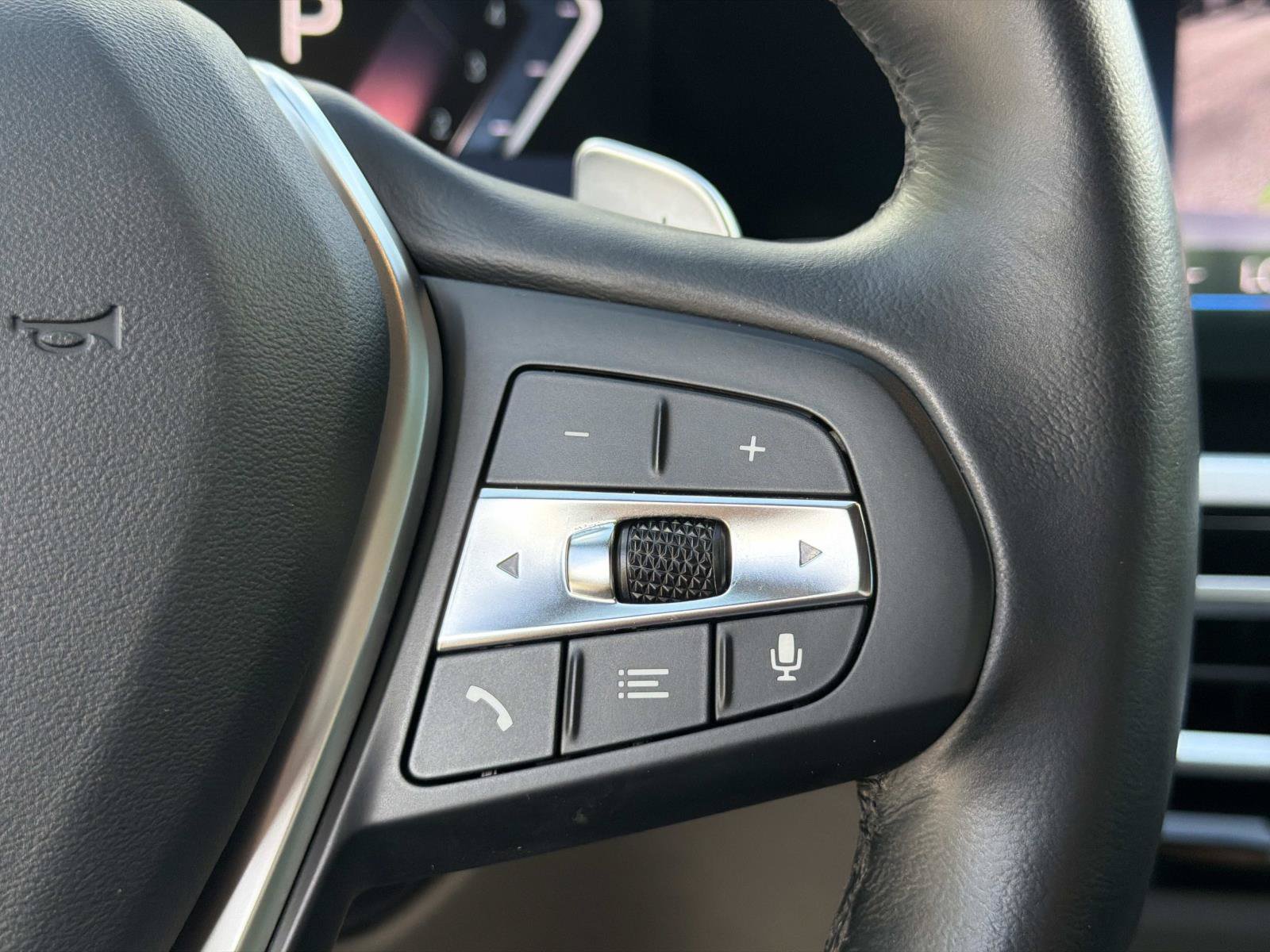 Certified 2023 BMW 330i Sedan RWD image 30