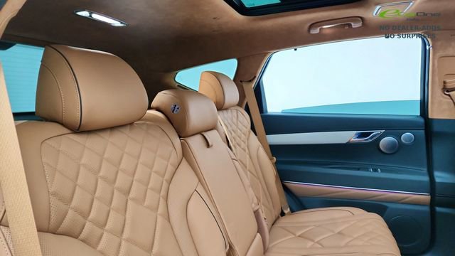 Used 2025 Genesis GV80 3.5T Prestige image 26