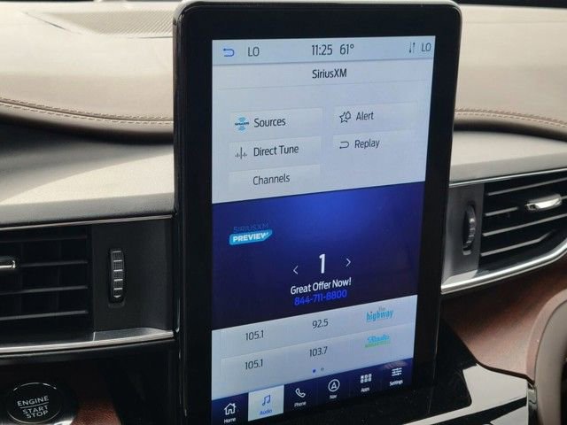 Used 2024 Ford Explorer King Ranch w/ Technology Package image 23