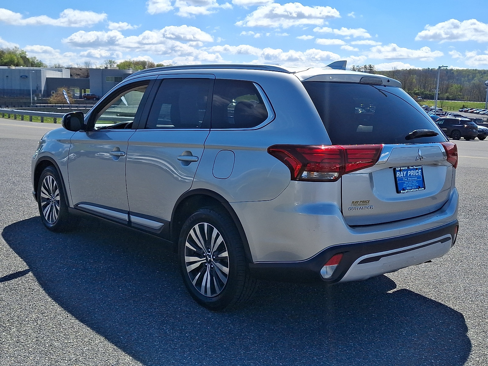 Used 2020 Mitsubishi Outlander ES AWD/4WD image 4