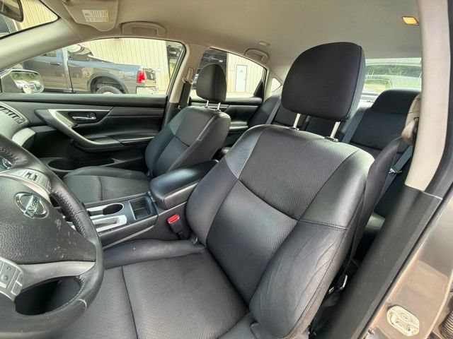 Used 2017 Nissan Altima 2.5 SR FWD image 18