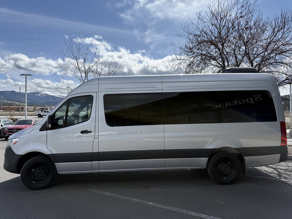 New 2024 Mercedes-Benz Sprinter 2500 image 3