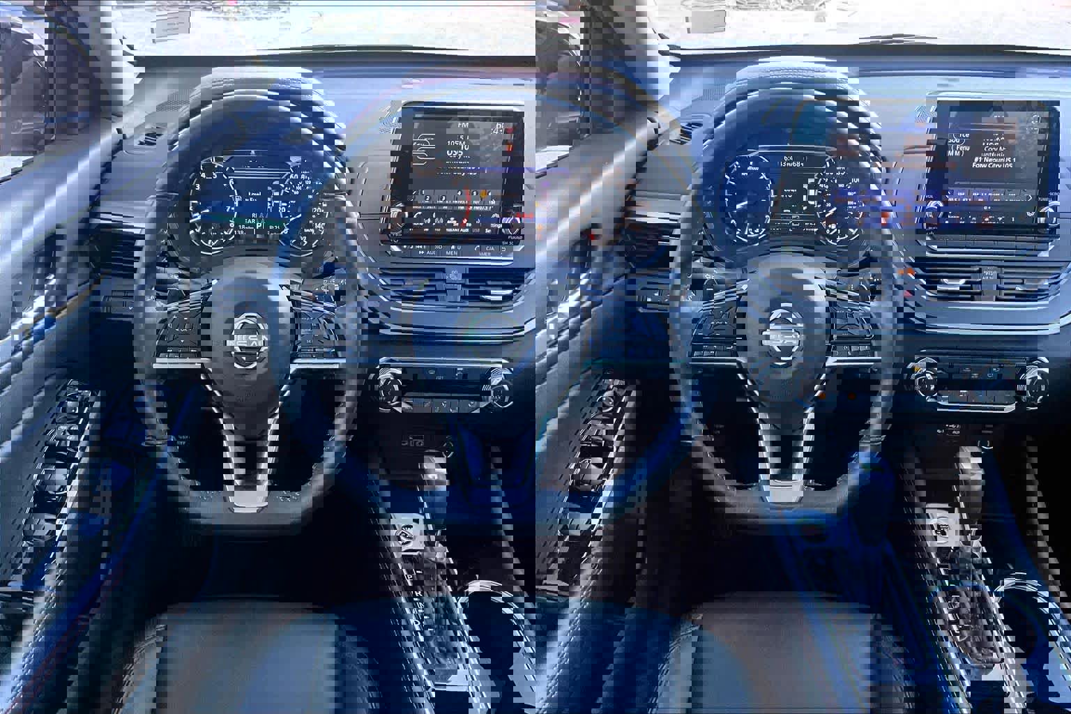 Certified 2024 Nissan Altima 2.5 SR image 5