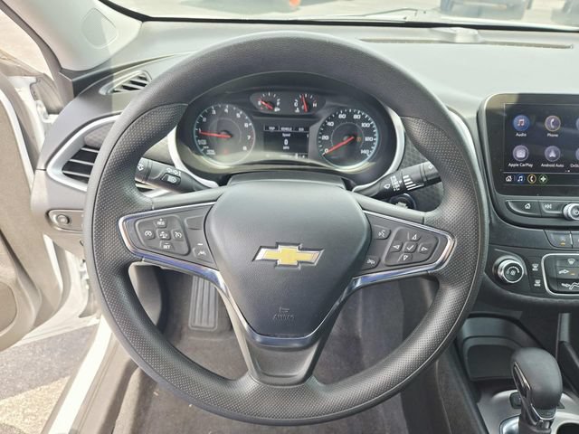 Used 2023 Chevrolet Malibu LS FWD image 15