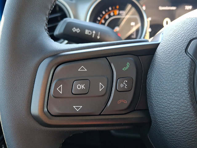 Used 2023 Jeep Gladiator Sport AWD/4WD image 20