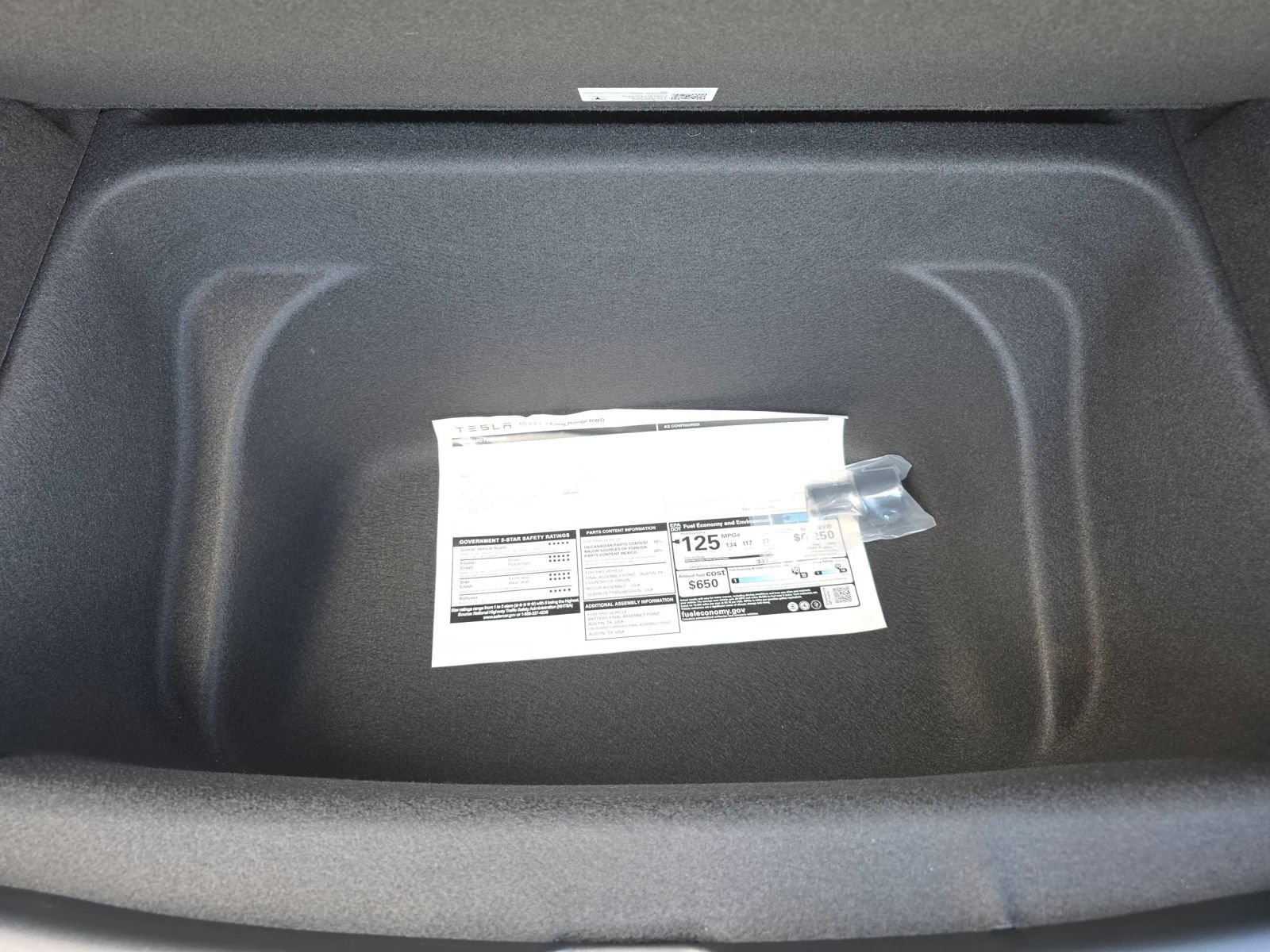 Used 2025 Tesla Model Y Long Range RWD image 30