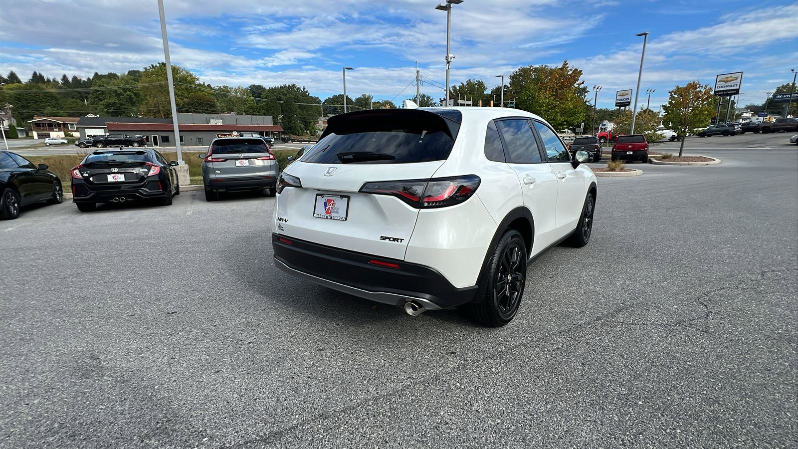 New 2026 Honda HR-V Sport image 4