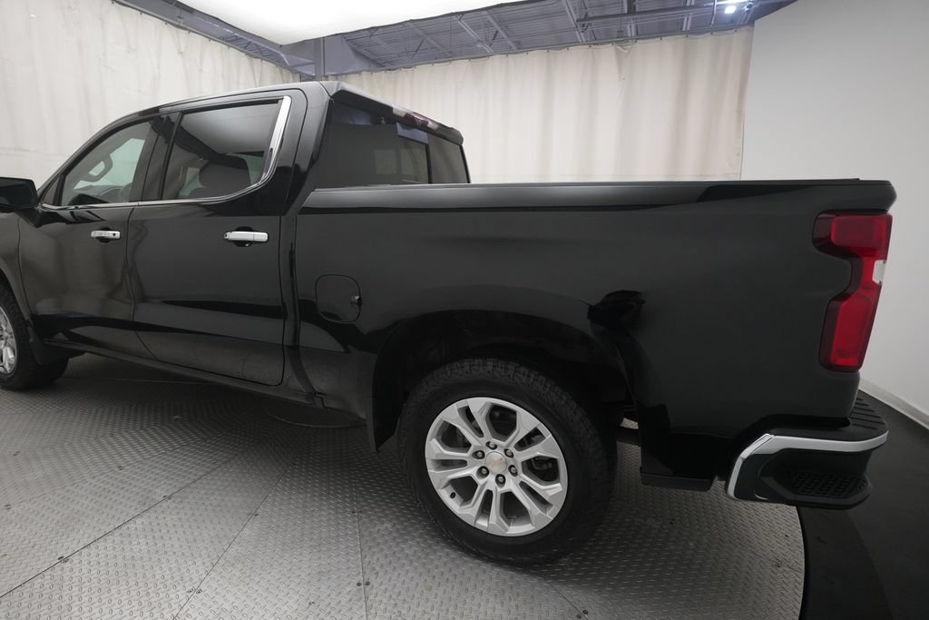 Used 2023 Chevrolet Silverado 1500 LTZ w/ LTZ Premium Package AWD/4WD image 32