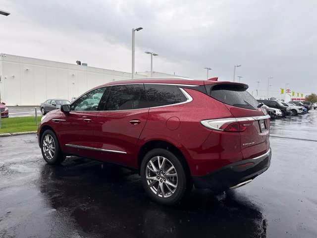 Used 2023 Buick Enclave Essence w/ Experience Buick Package FWD image 4