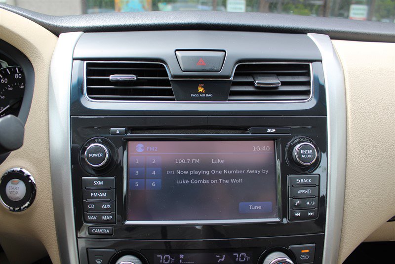 Used 2015 Nissan Altima 3.5 SL FWD image 9