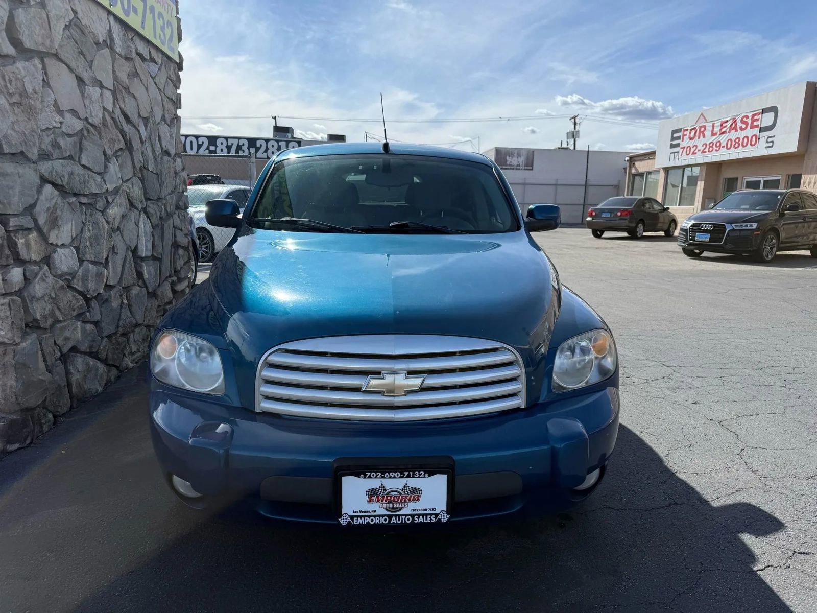 Used 2010 Chevrolet HHR LT image 3