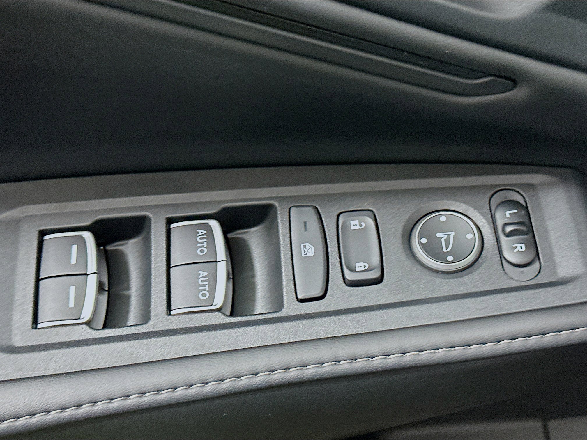 Used 2023 Honda Accord Sport image 15