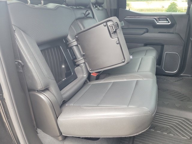 Used 2025 Chevrolet Silverado 1500 LTZ AWD/4WD image 23