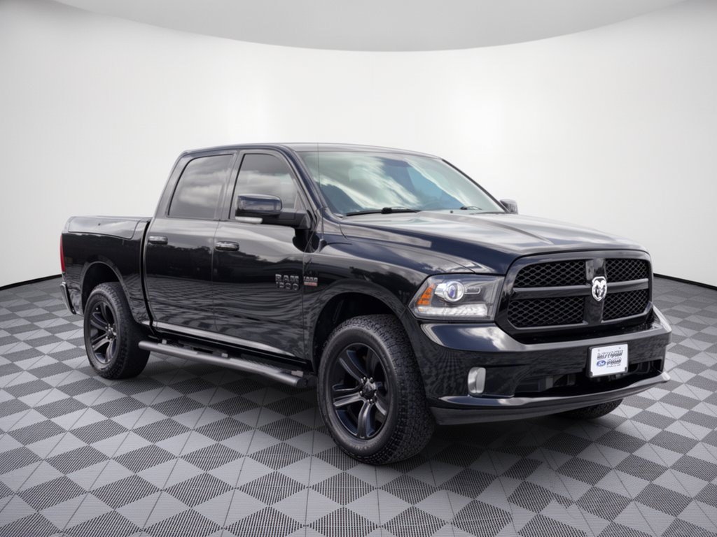 Used 2017 RAM 1500 Sport w/ Black Ram 1500 Sport Group AWD/4WD image 7
