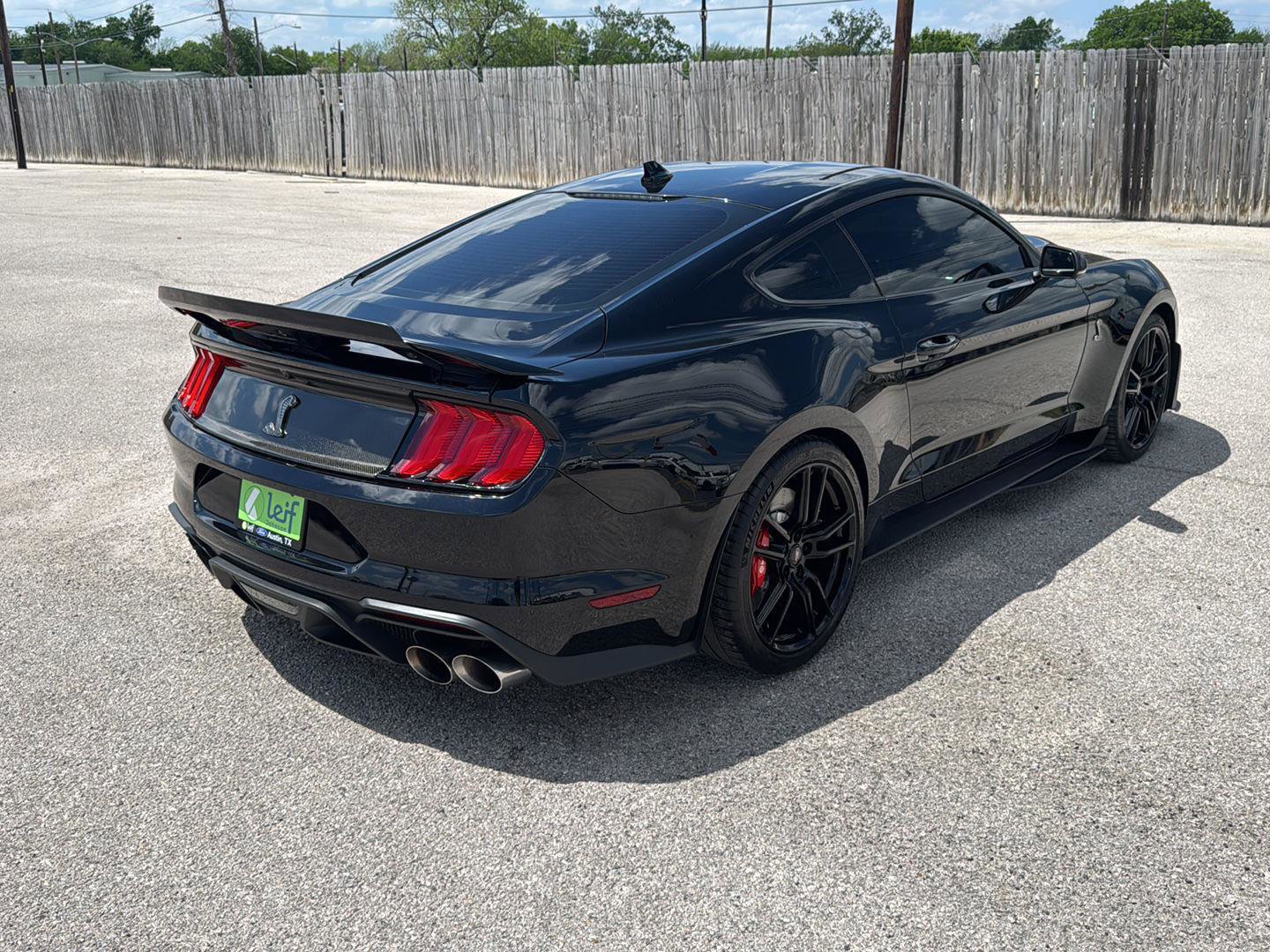 Used 2022 Ford Mustang Shelby GT500 w/ Technology Package image 7