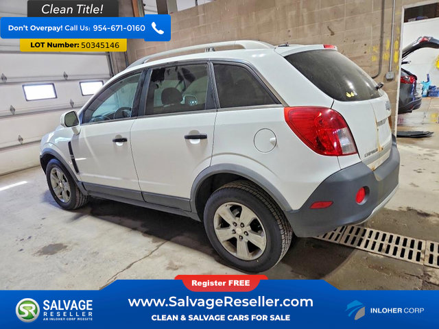 Used 2013 Chevrolet Captiva Sport LS FWD image 3