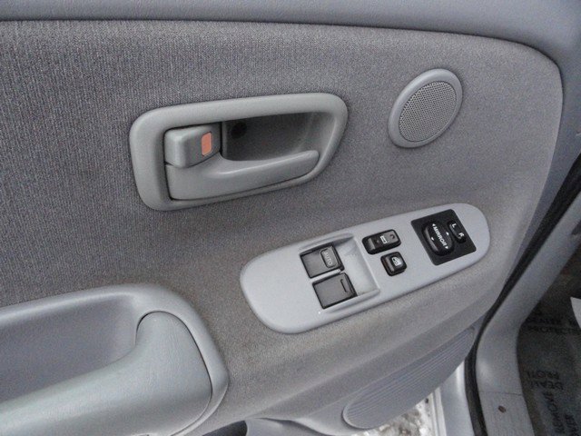 Used 2000 Toyota Tundra SR5 image 13