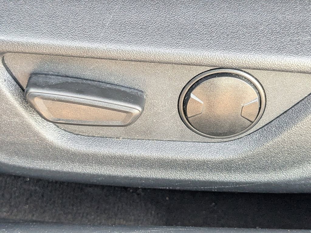 Used 2024 Ford Mustang Convertible RWD image 15