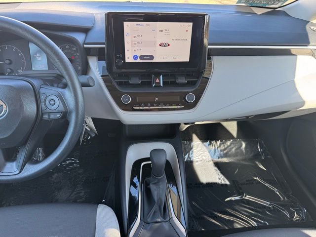 Certified 2025 Toyota Corolla LE image 2