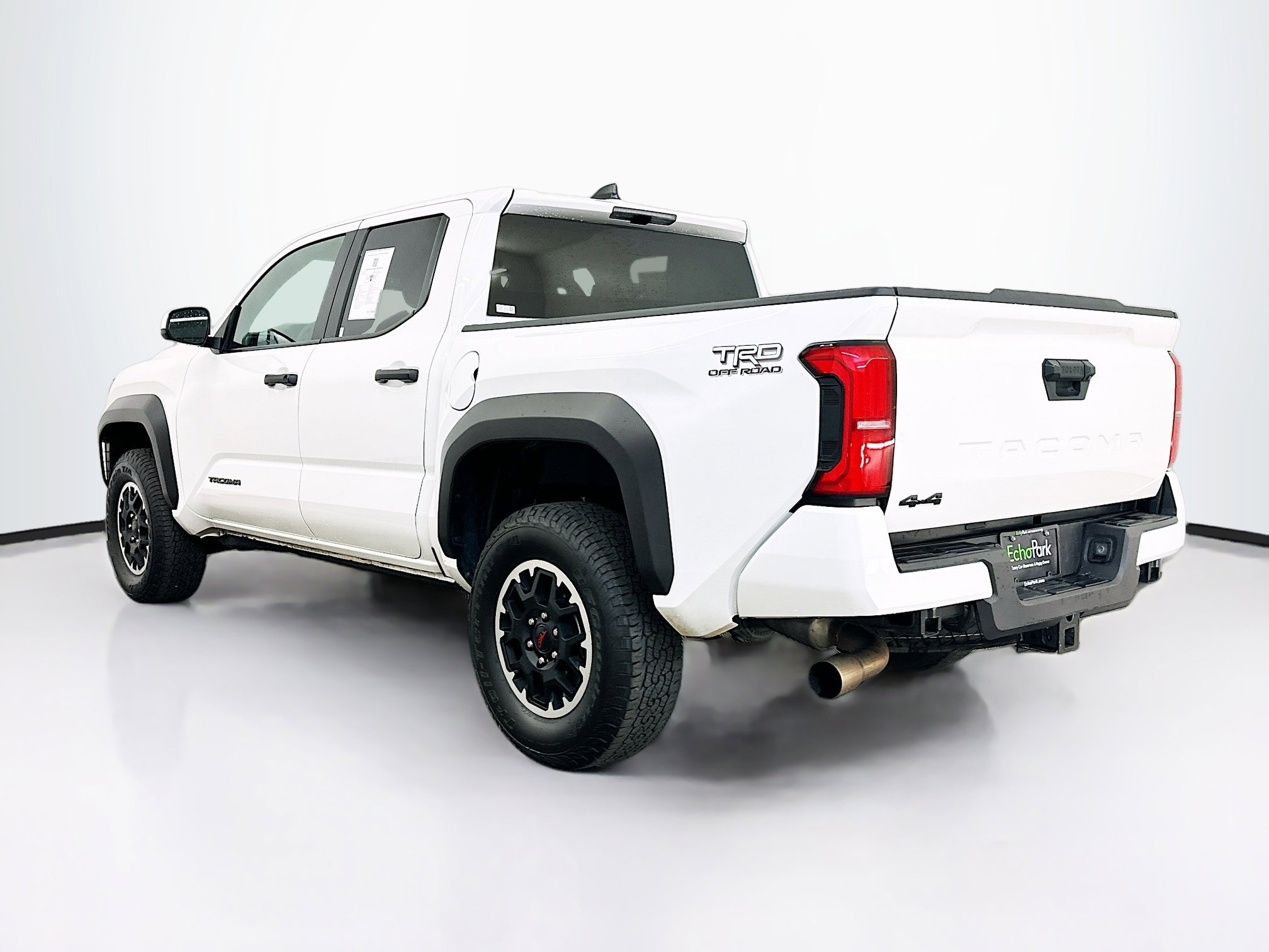 Used 2025 Toyota Tacoma TRD Off-Road image 5
