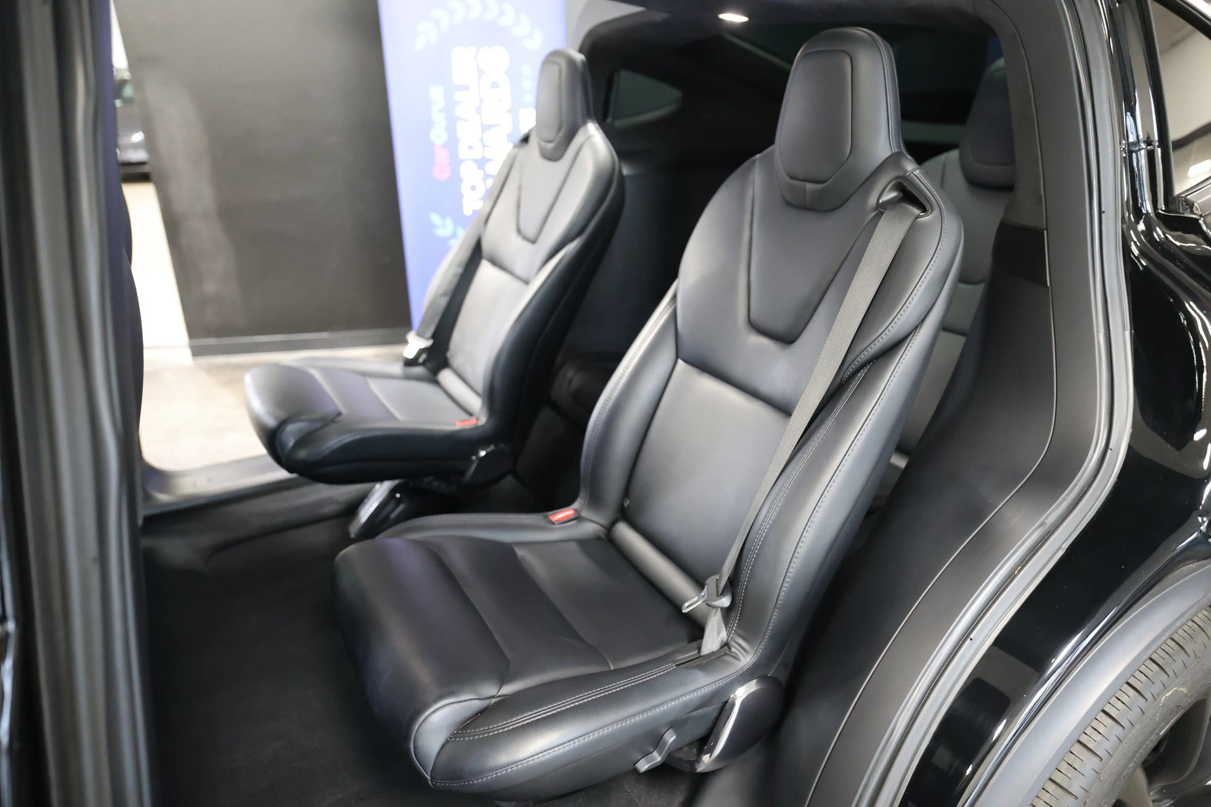 Used 2020 Tesla Model X Long Range image 41