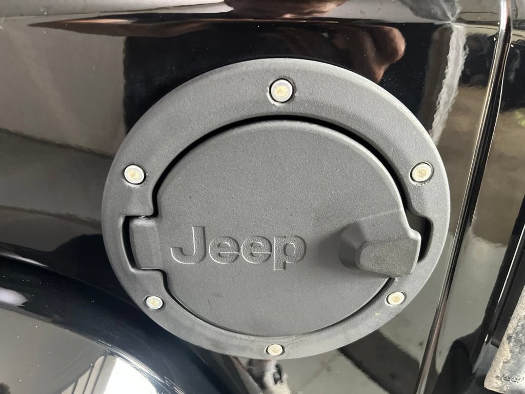 Used 2018 Jeep Wrangler Unlimited Sport AWD/4WD image 42
