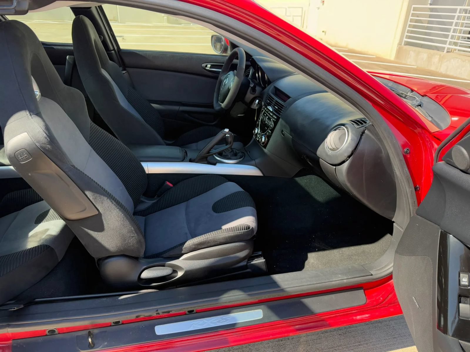 Used 2006 MAZDA RX-8 w/ Touring Pkg RWD image 10