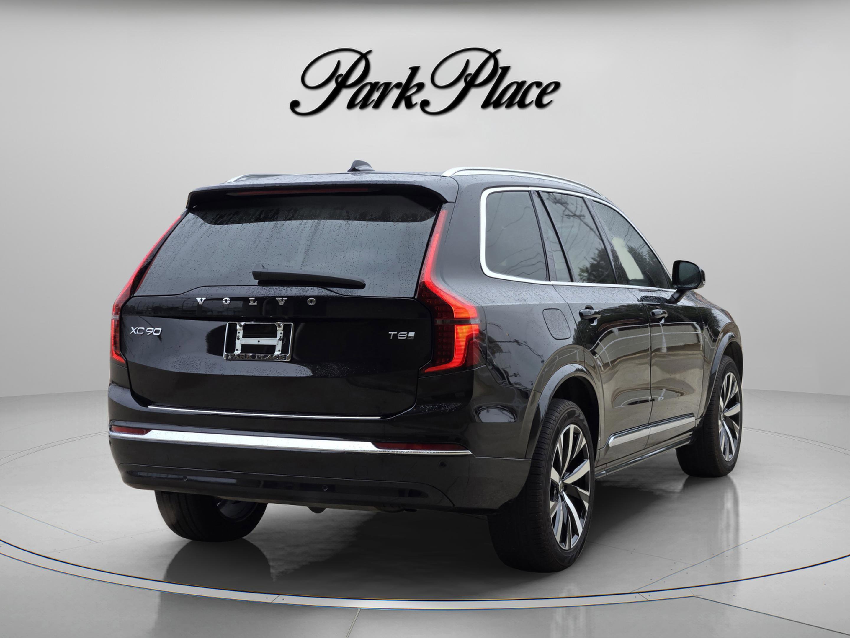 New 2025 Volvo XC90 T8 Core w/ Protection Package image 6