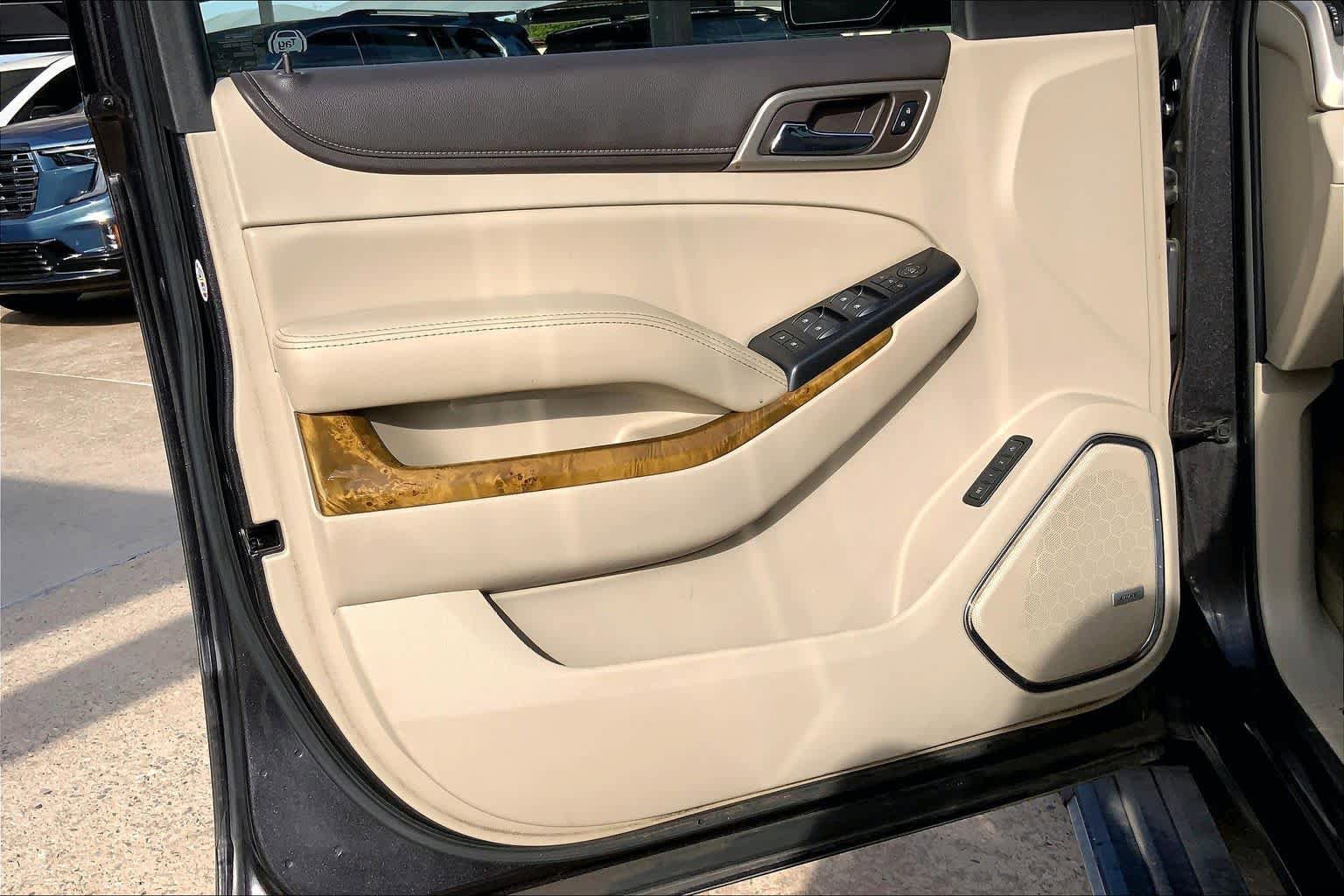 Used 2017 GMC Yukon Denali AWD/4WD image 20
