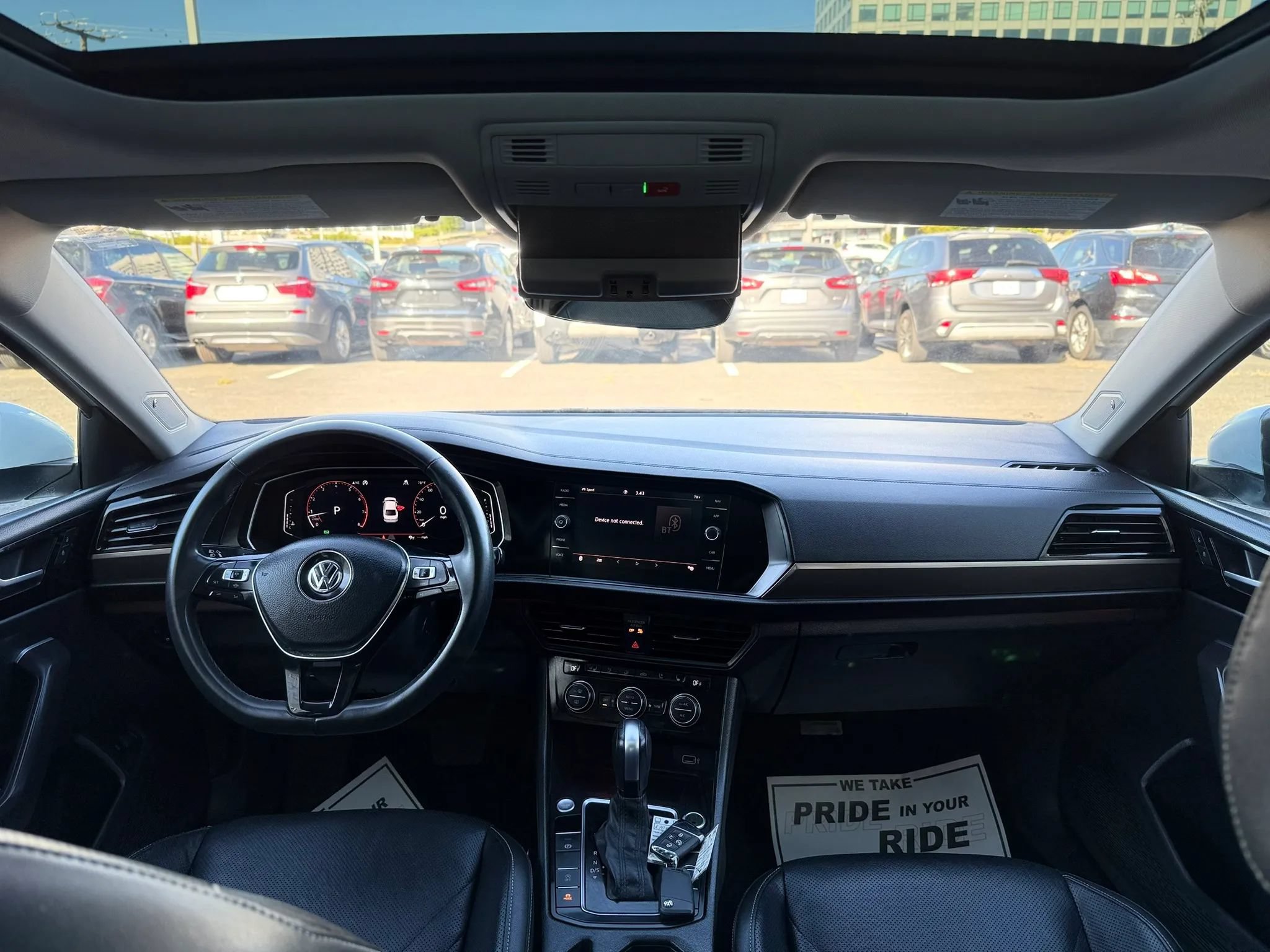 Used 2020 Volkswagen Jetta SEL Premium FWD image 11