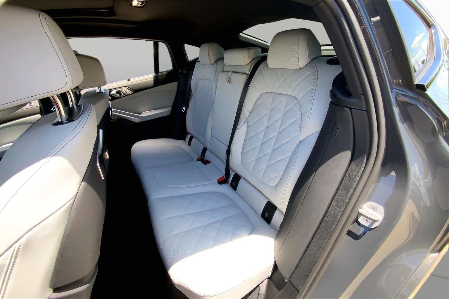 Certified 2025 BMW X6 M60i AWD/4WD image 19