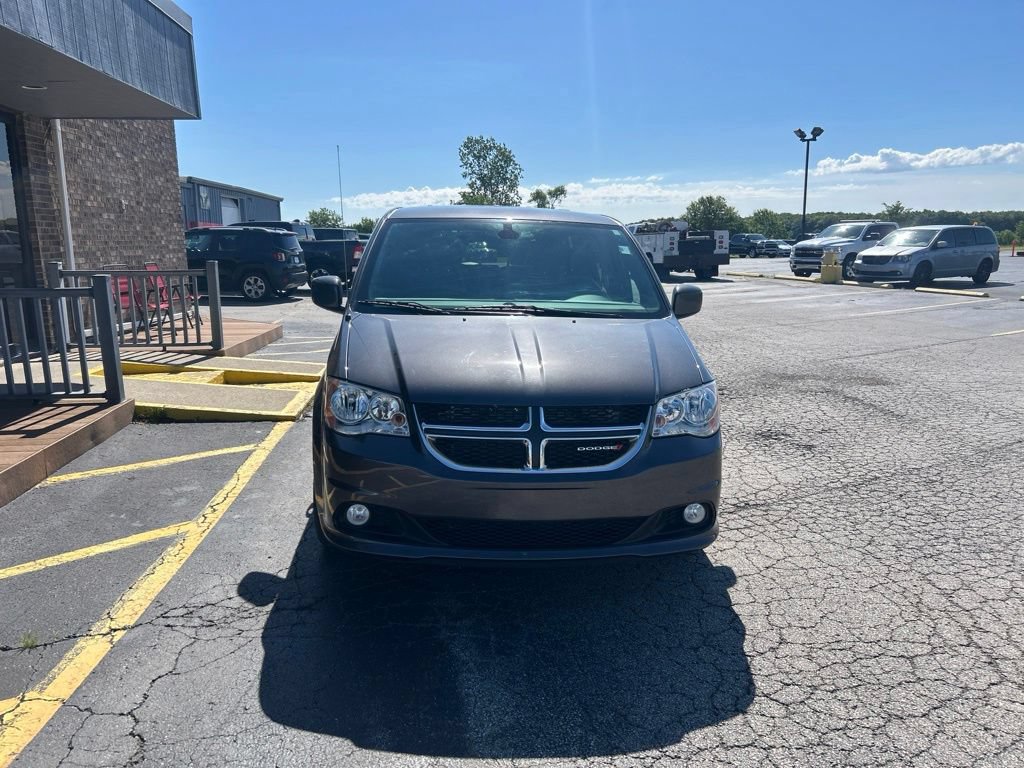 Used 2020 Dodge Grand Caravan SE FWD video 2