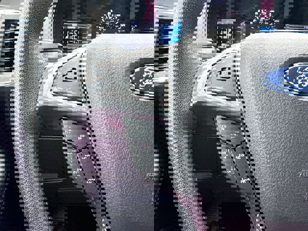 Used 2022 Ford Edge SEL w/ Sport Appearance Package image 21