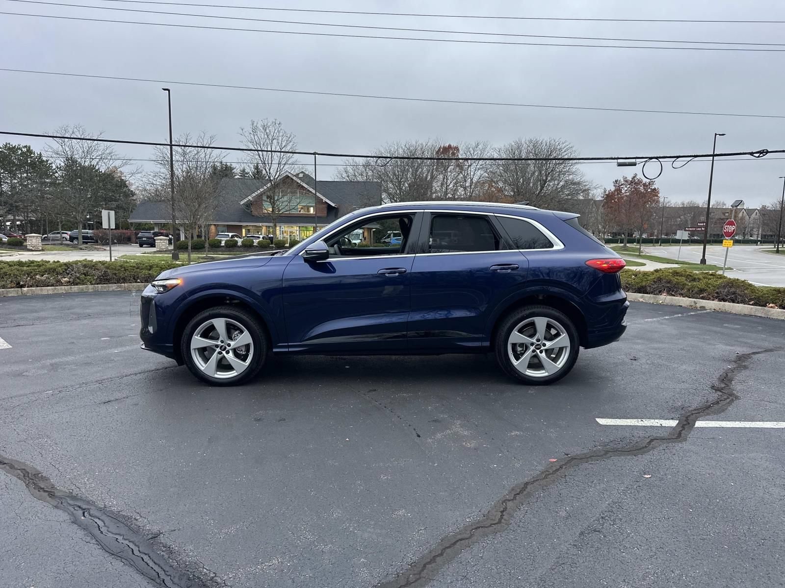 New 2025 Audi Q5 Premium Plus AWD/4WD image 4